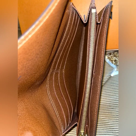 💯Authentic Louis Vuitton Portefeuille Sarah Long Wallet w/Chain inclusion - Picture 13 of 17